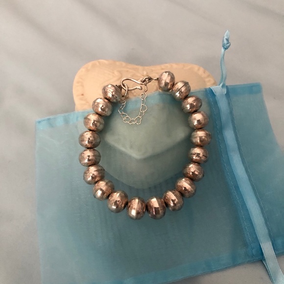 Sterling Silver Bracelet on jewelers Chain - Picture 2 of 5